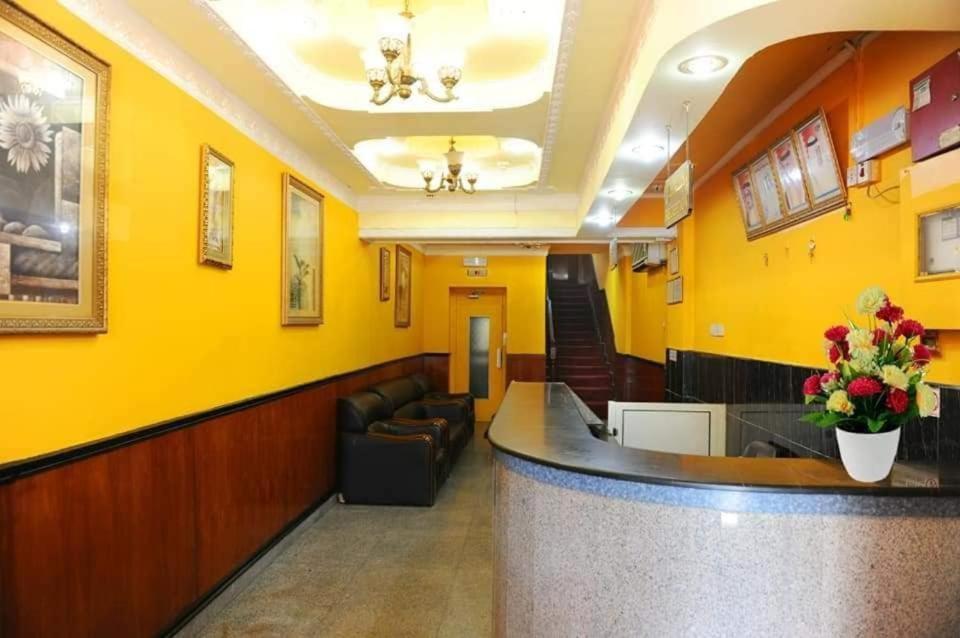 Bab Al Bahrain Hotel Манама Екстериор снимка